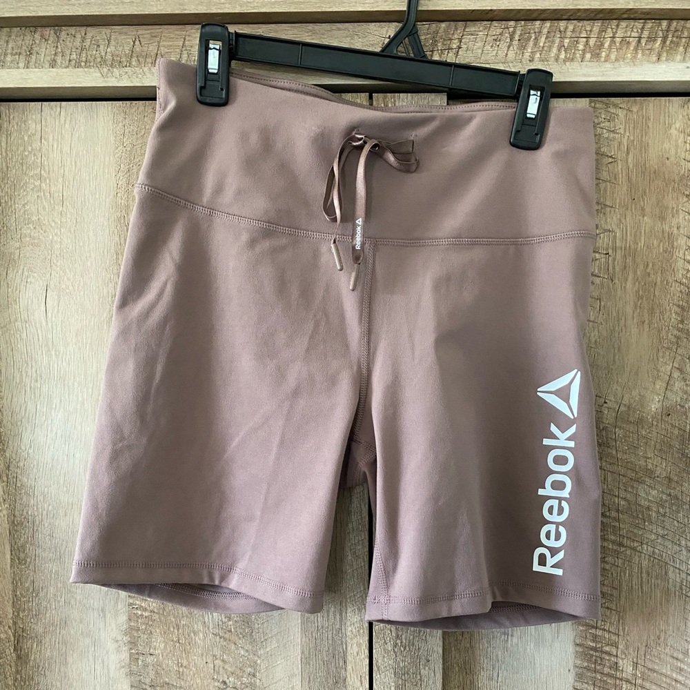 Reebok Women's Bike Shorts in Brown with White Logo